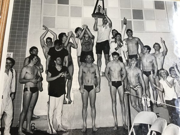 1975-Conference-Championship-Team-Small.jpg