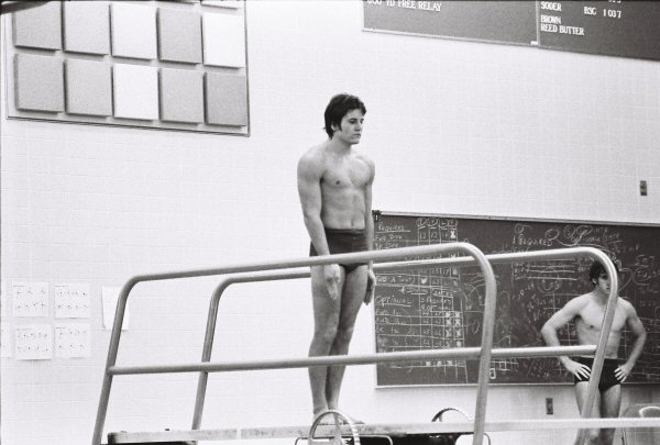 2026-04-01-Diver-19-Thinkin-it-thru.jpg