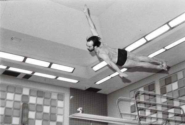 2026-04-01-Diver-2.jpg